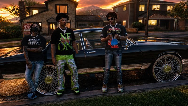 The crew posted up with donks on the block at golden hour — NOFRONTIN CHIRAQ RP